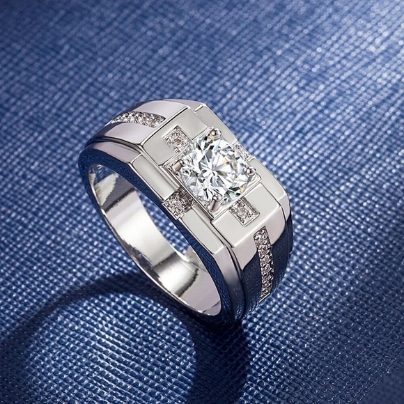 💎249💎 HANDSOME MENS STERLING SILVER 1CT MOISSANITE DIAMOND WEDDING RING - Picture 6 of 15